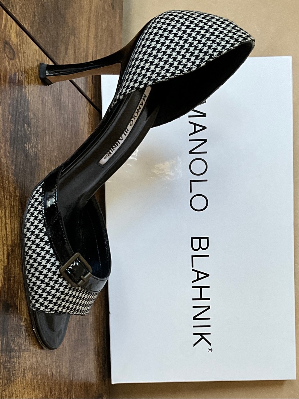 Manolo Blahnik Black & White Houndstooth D'Orsay 3 1/2” Pump